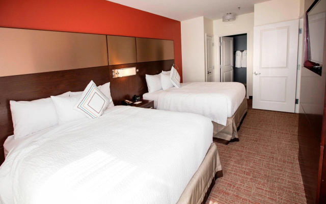 1 Bedroom Quadruple Suite