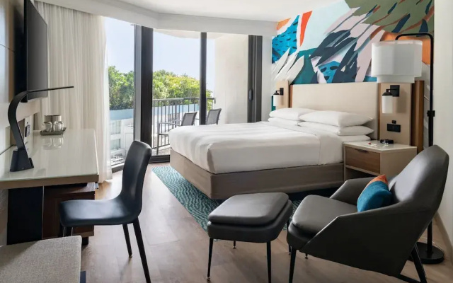 Double room with balcony and with pool view