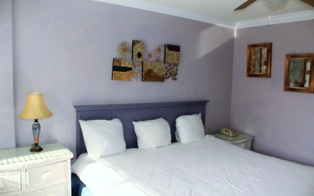 1 Bedroom Double Suite oceanfront