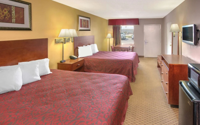 Standard Quadruple room with balcony