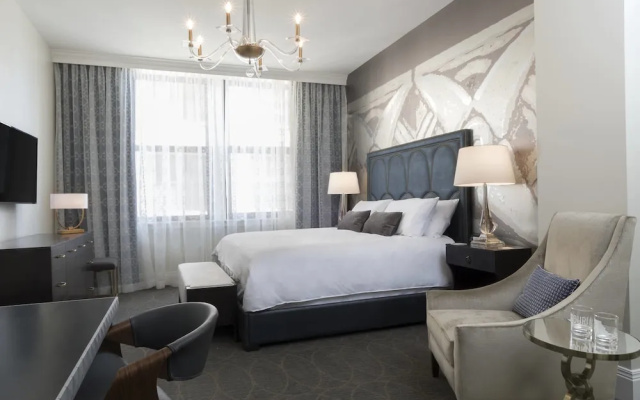 1 Bedroom Junior Suite with balcony