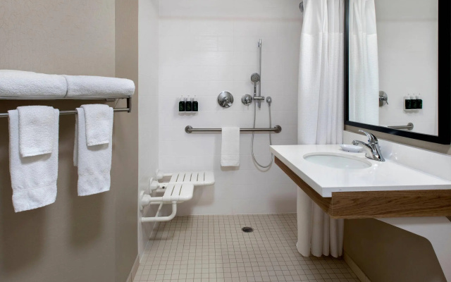 1 Bedroom Quadruple Suite