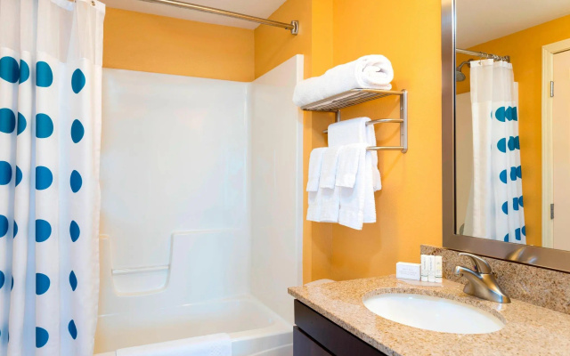 1 Bedroom Quadruple Suite