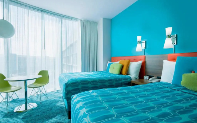 Standard room Poolside