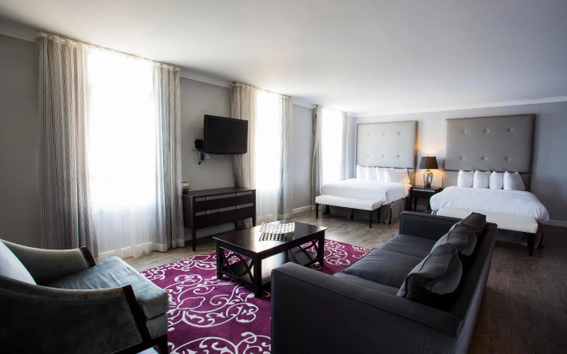Quadruple Suite