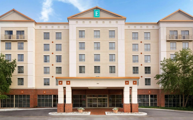 1 Bedroom Accessible Suite
