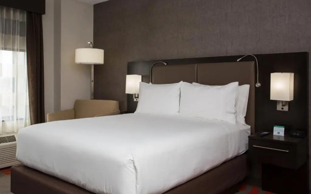 1 Bedroom Suite
