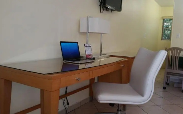 Standard Studio