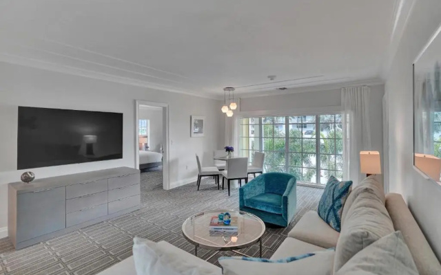 Deluxe Suite