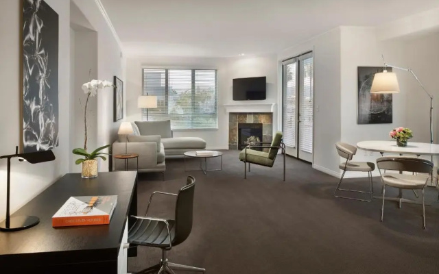 1 Bedroom Suite