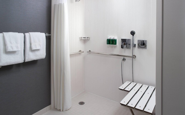 2 Bedrooms Double Suite