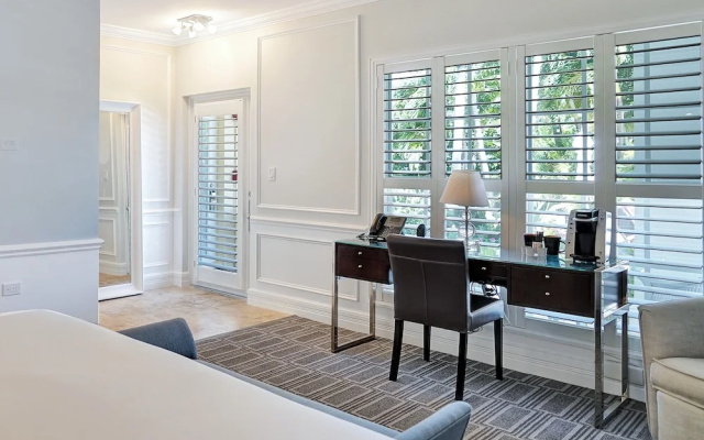 Superior Double room with pool view