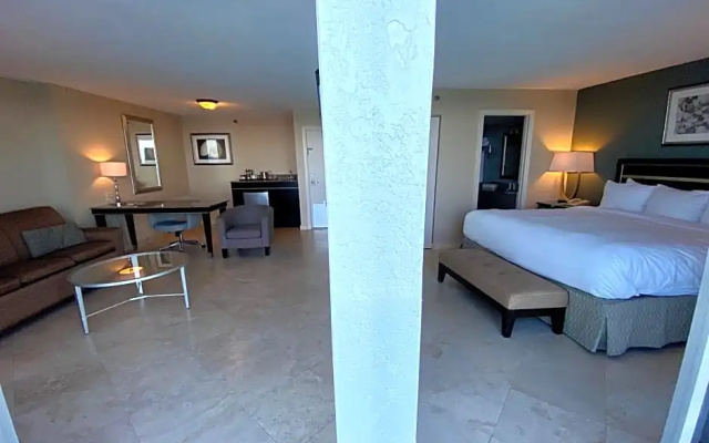 Premium Double Suite oceanfront