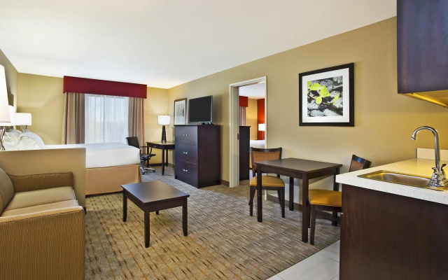 1 Bedroom Double Suite