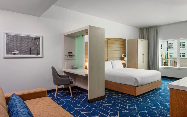 Standard Double room with city view