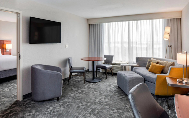 2 Bedrooms Double Suite