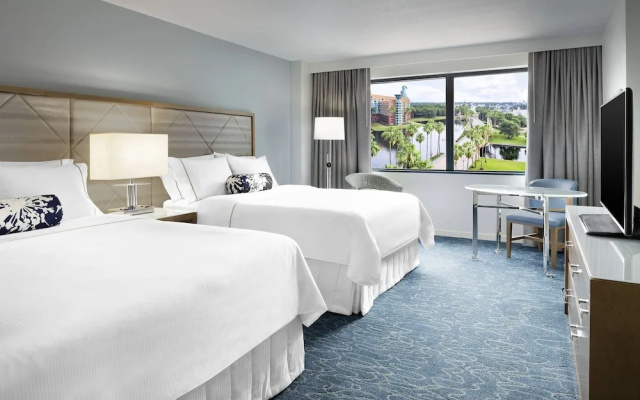 Traditional Quadruple Guest room with Resort view
