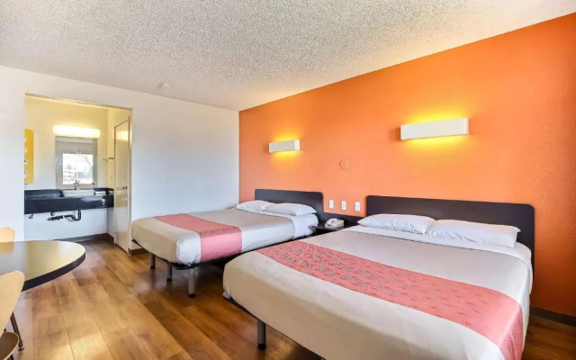 Classic Quadruple room