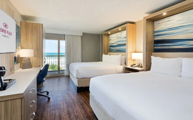 Standard Double room with balcony and oceanfront