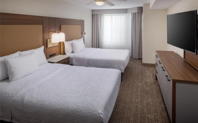 1 Bedroom Quadruple Suite