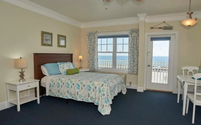 Standard Double room with ocean view