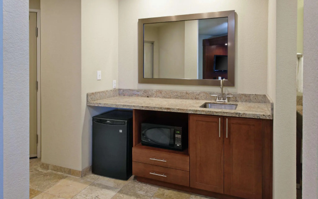 Double Suite
