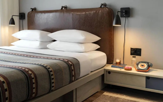 Standard room with balcony