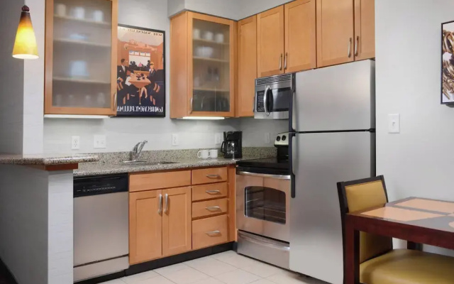 1 Bedroom Suite