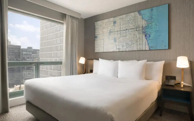 1 Bedroom Double Suite with lake view