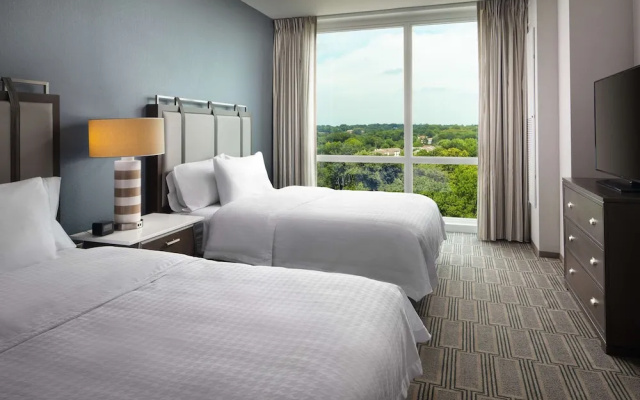 Accessible Quadruple Suite