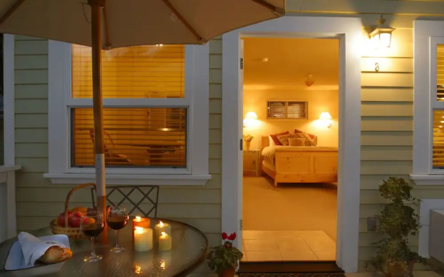 Double Cottage
