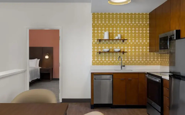 2 Bedrooms Suite