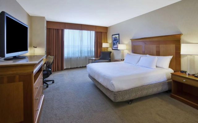 Double room with city view
