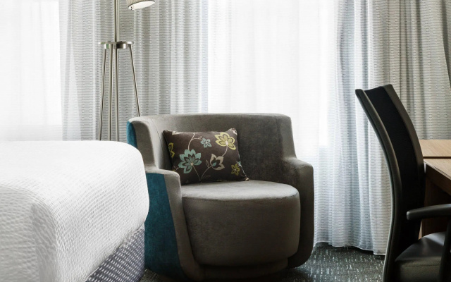Double room with city view