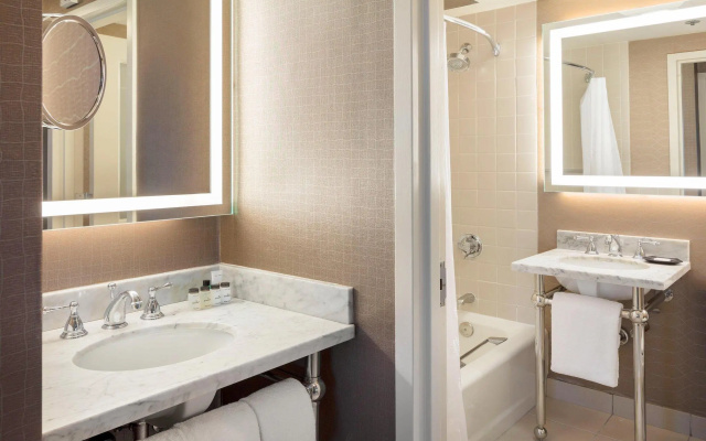 Double Club Suite