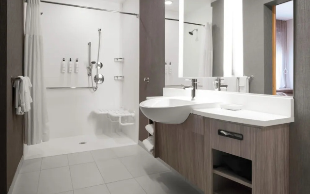 Double Suite
