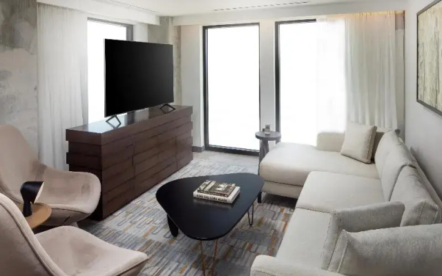 Double Suite