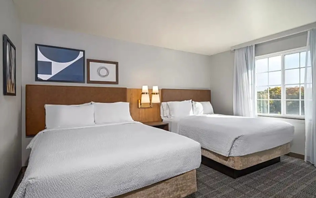 2 Bedrooms Sextuple Suite