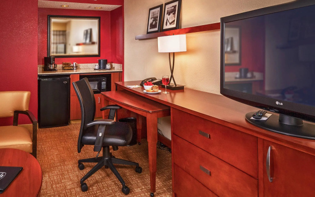 1 Bedroom Executive Quadruple Suite