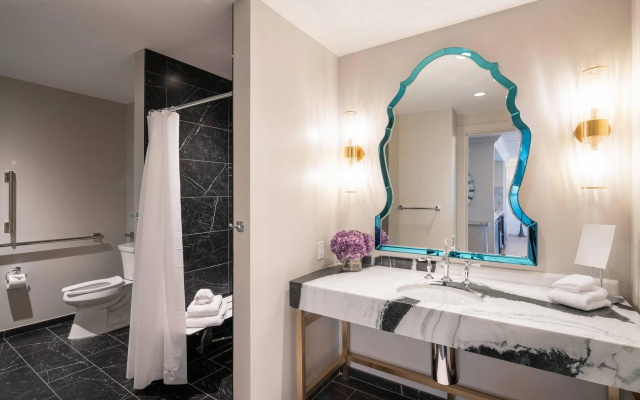 Presidential Suite with city view