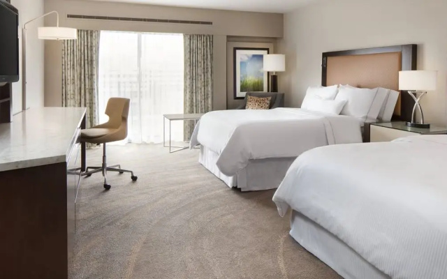 Standard Quadruple room with view