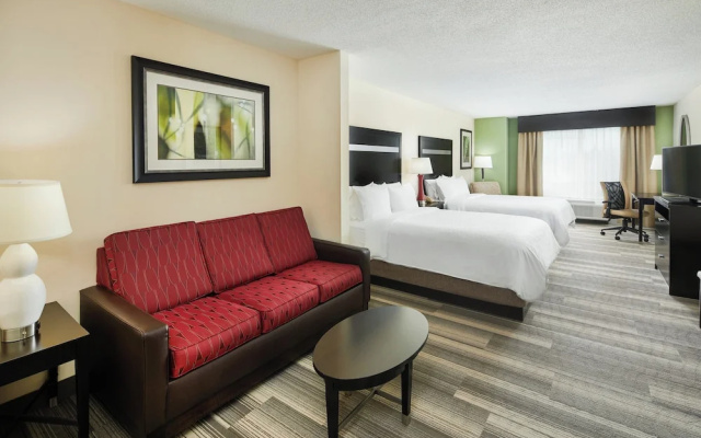 Quadruple Suite