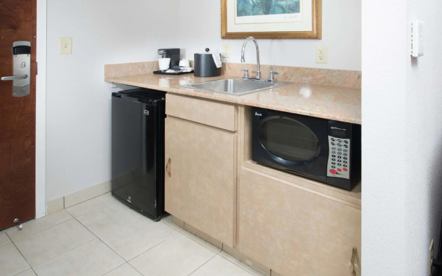 1 Bedroom Double Suite