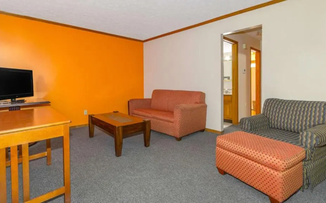 2 Bedrooms Suite