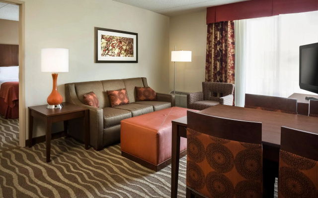 Double Suite