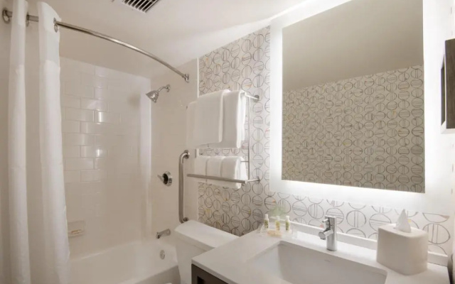 2 Bedrooms Suite
