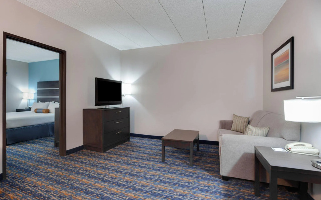 2 Bedrooms Double Suite