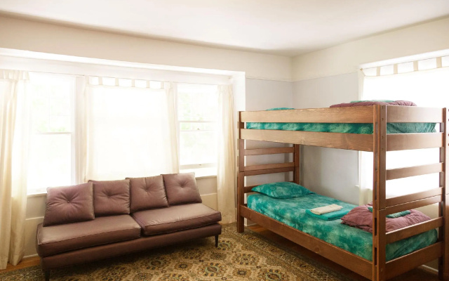 Bed in Dorm (male dorm)