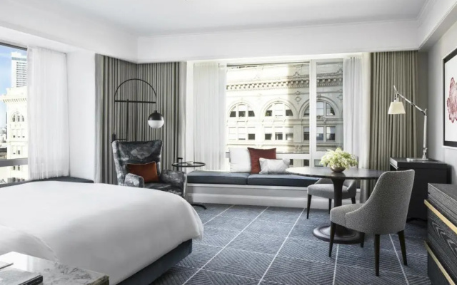 Deluxe Double room with view