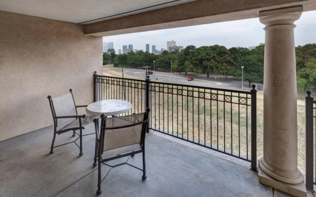 1 Bedroom Double Suite with balcony